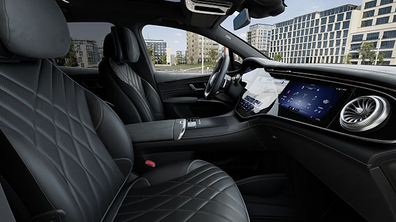 Mercedes-Benz EQS500 2 of 2