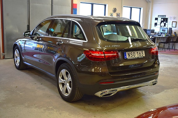 Mercedes-Benz GLC220 d 5 of 14