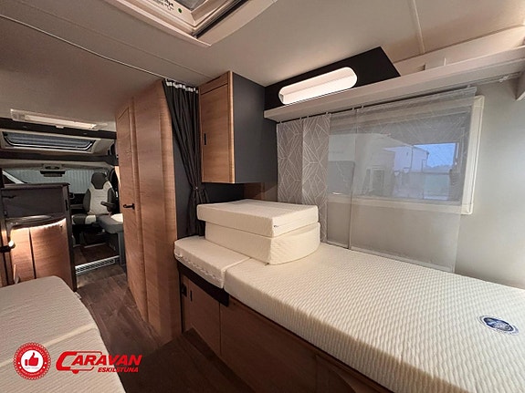 Knaus L!VE TI PLATINUM SELECTION 700 MEG 21 of 27