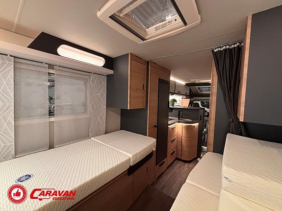 Knaus L!VE TI PLATINUM SELECTION 700 MEG 20 of 27