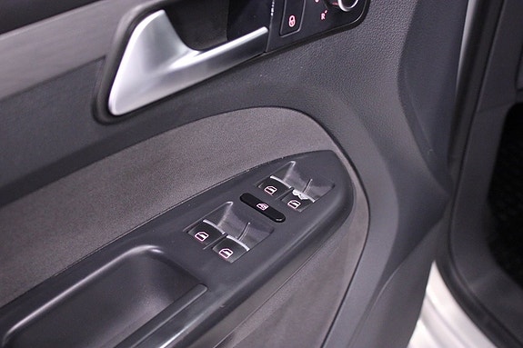 Volkswagen Touran 20 of 26