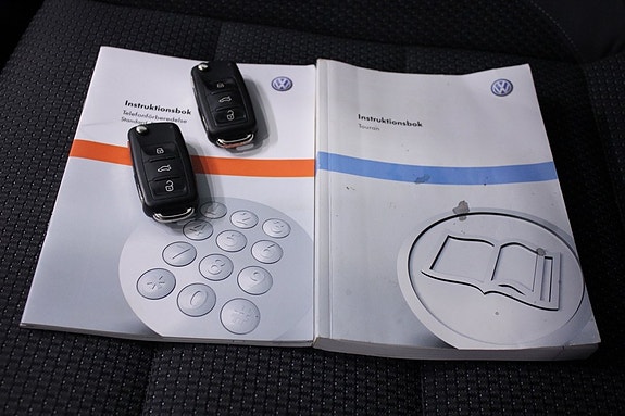 Volkswagen Touran 24 of 26