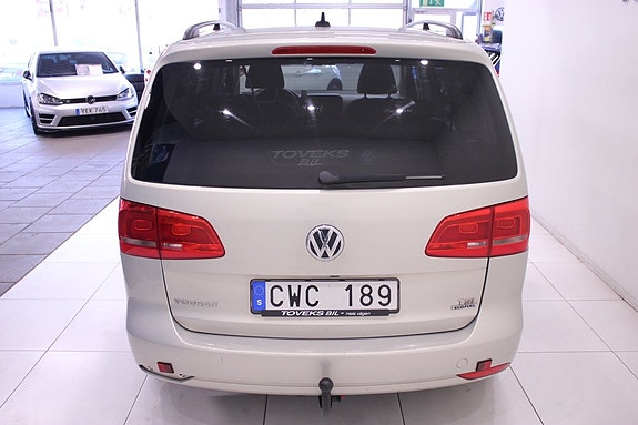 Volkswagen Touran 7 of 26