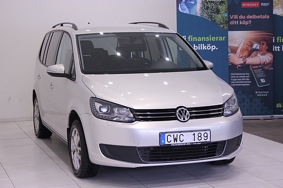 Volkswagen Touran 4 of 5