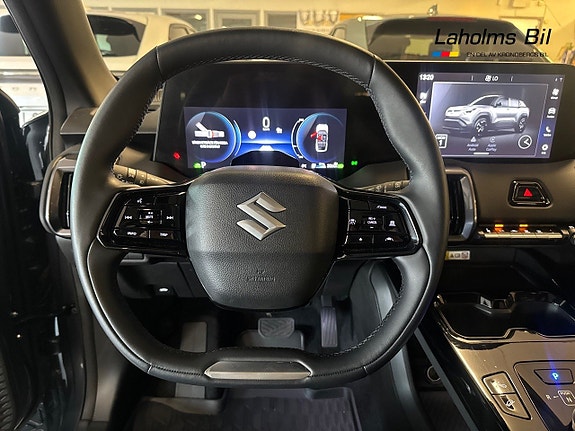 Suzuki eVitara 12 of 18