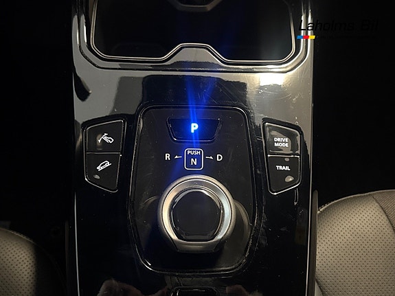 Suzuki eVitara 13 of 18