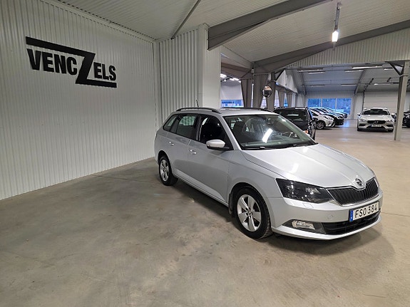 Skoda Fabia 2 of 5