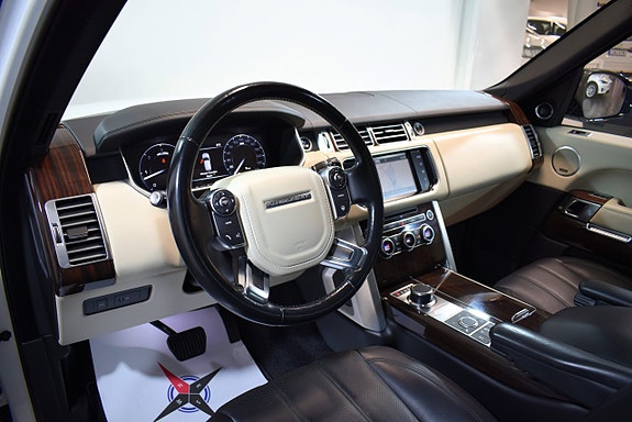 Land Rover Range Rover 8 of 27