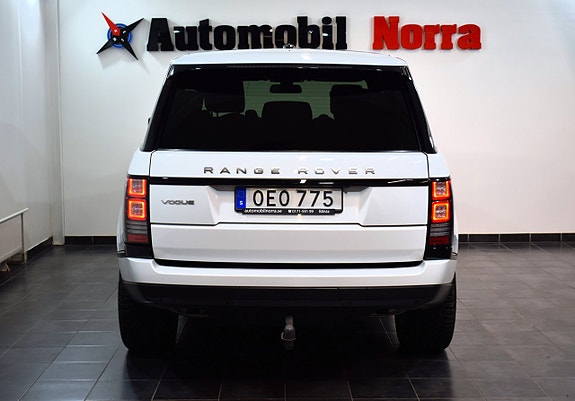 Land Rover Range Rover 5 of 5