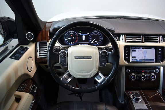Land Rover Range Rover 10 of 27