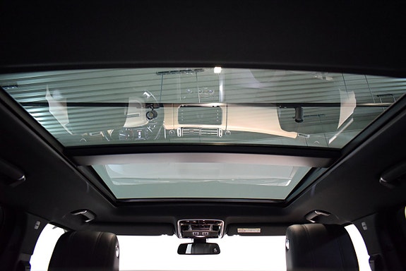 Land Rover Range Rover 16 of 27