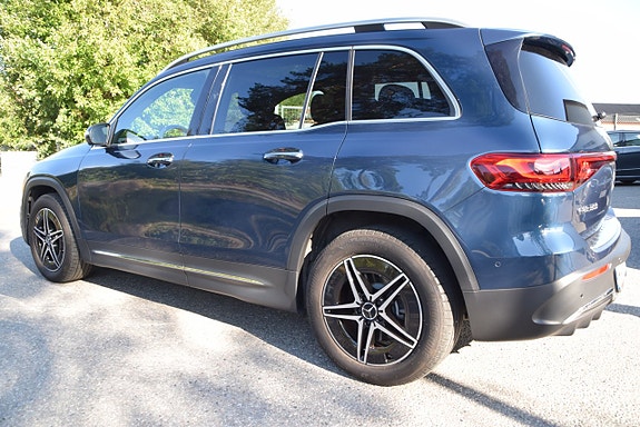 Mercedes-Benz EQB300 6 of 26
