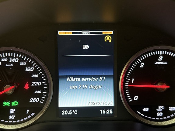 Mercedes-Benz C220 d 14 of 14