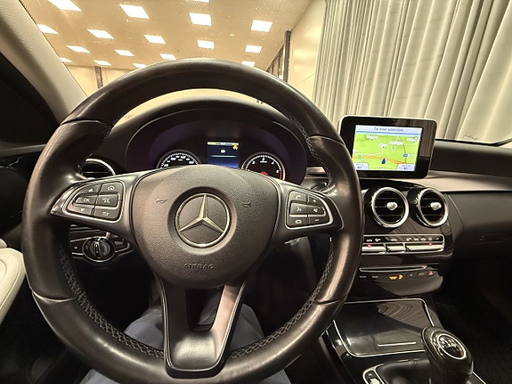 Mercedes-Benz C220 d 13 of 14
