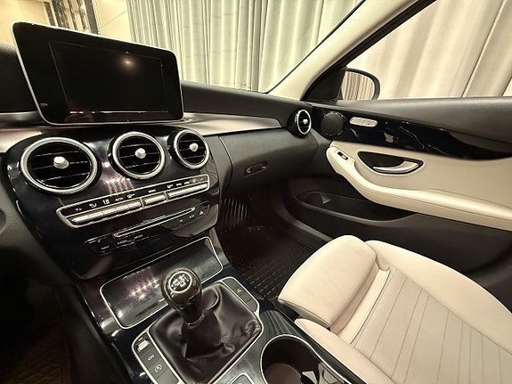 Mercedes-Benz C220 d 11 of 14
