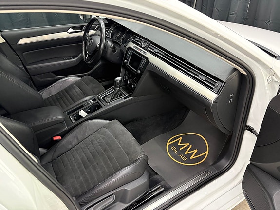 Volkswagen Passat 6 of 14