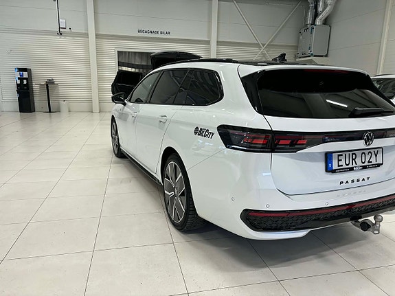 Volkswagen Passat 7 of 20