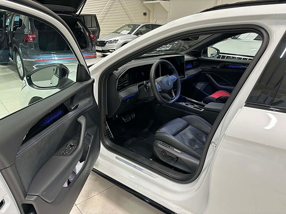 Volkswagen Passat 9 of 20
