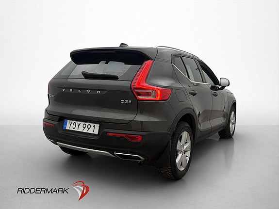 Volvo XC40 6 of 28