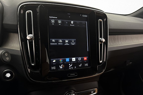 Volvo XC40 21 of 28