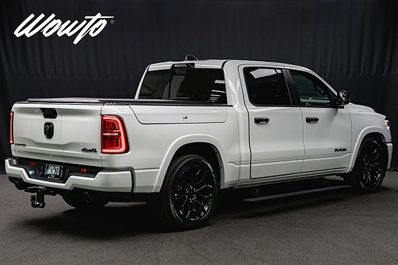 Dodge RAM 1500 4 of 26