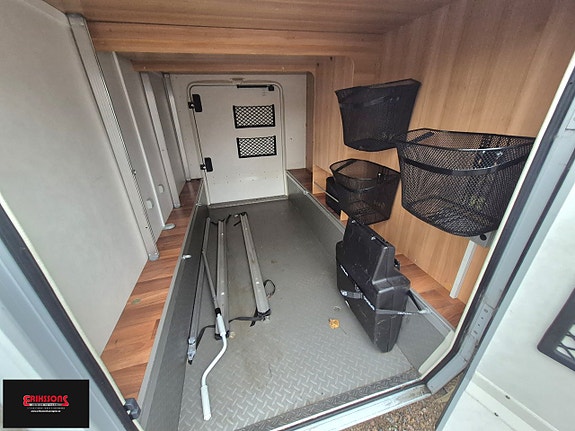 Hymer B 674 CL 10 of 13