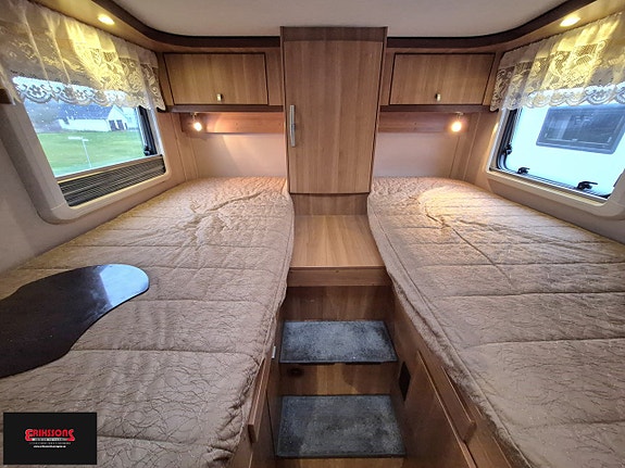 Hymer B 674 CL 11 of 13