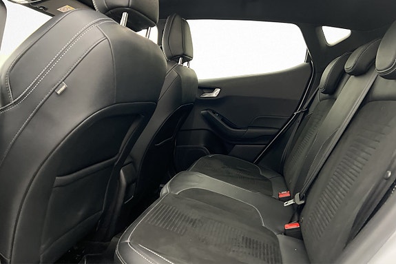 Ford Fiesta 26 of 30