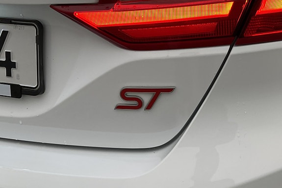 Ford Fiesta 29 of 30