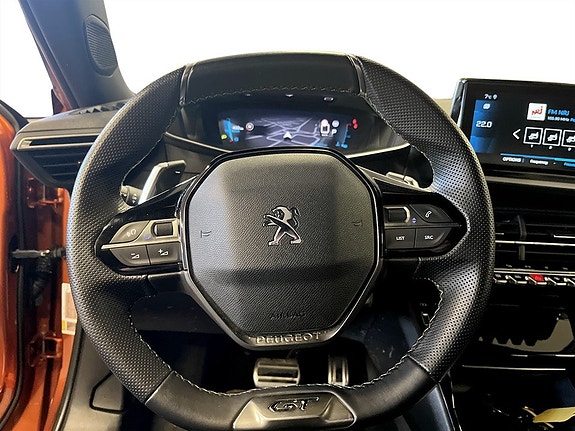 Peugeot 2008 8 of 18