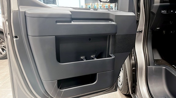 Kia PV5 14 of 17