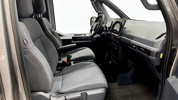 Kia PV5 3 of 17
