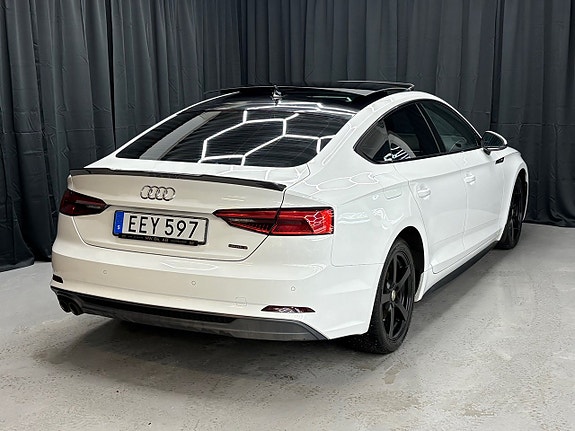Audi A5 4 of 5