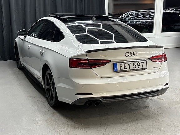 Audi A5 3 of 5