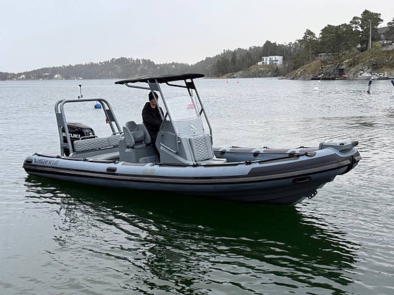 Highfield 700 Sport Suzuki 250 -23