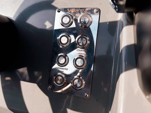 Highfield 700 Sport Suzuki 250 -23 12 of 12