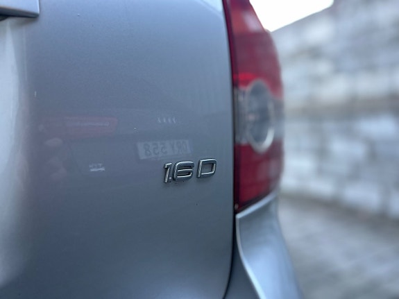 Volvo V50 10 of 22