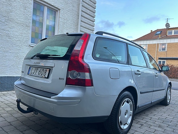 Volvo V50 9 of 22