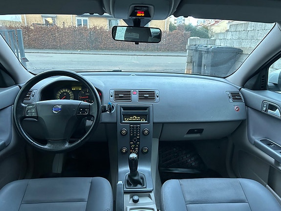 Volvo V50 18 of 22