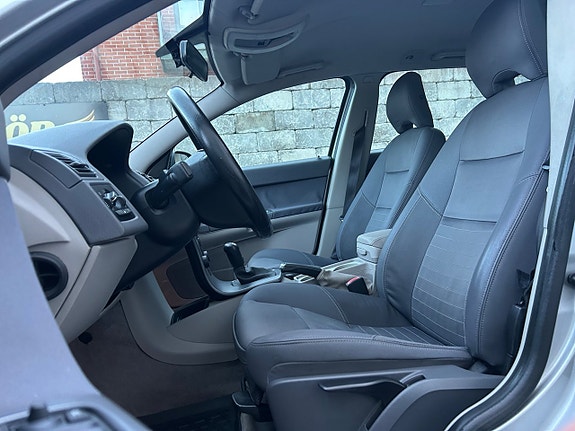 Volvo V50 13 of 22