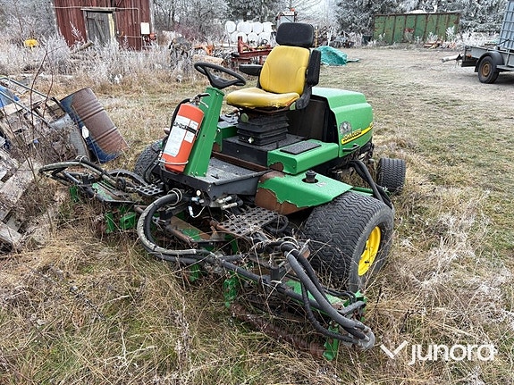 Gräsklippare - John Deere 3235B
