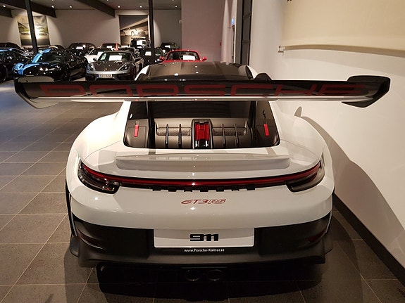 Porsche 911 GT3 RS 5 of 5