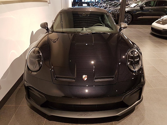 Porsche 911 GT3 3 of 5