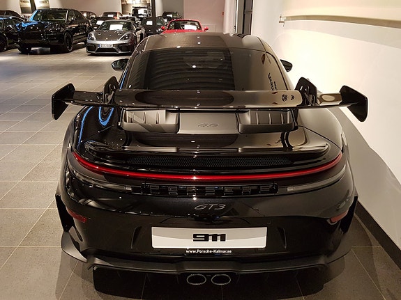Porsche 911 GT3 5 of 5
