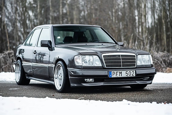Mercedes-Benz E320