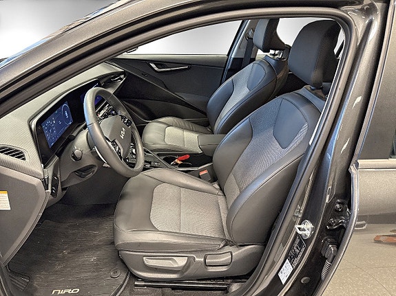 Kia Niro 8 of 14
