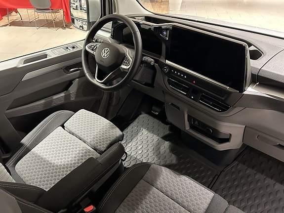 Volkswagen Transporter 12 of 20
