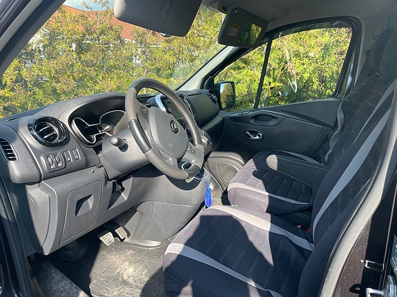 Renault Trafic 8 of 8