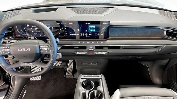 Kia EV9 11 of 18