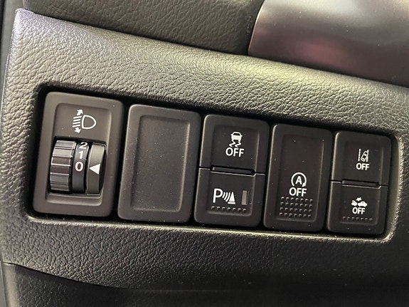 Suzuki Vitara 3 of 9